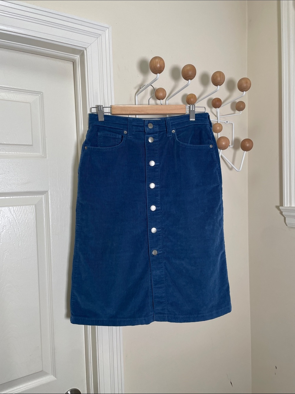 Everlane  Corduroy Button-Front Midi Skirt Navy 28